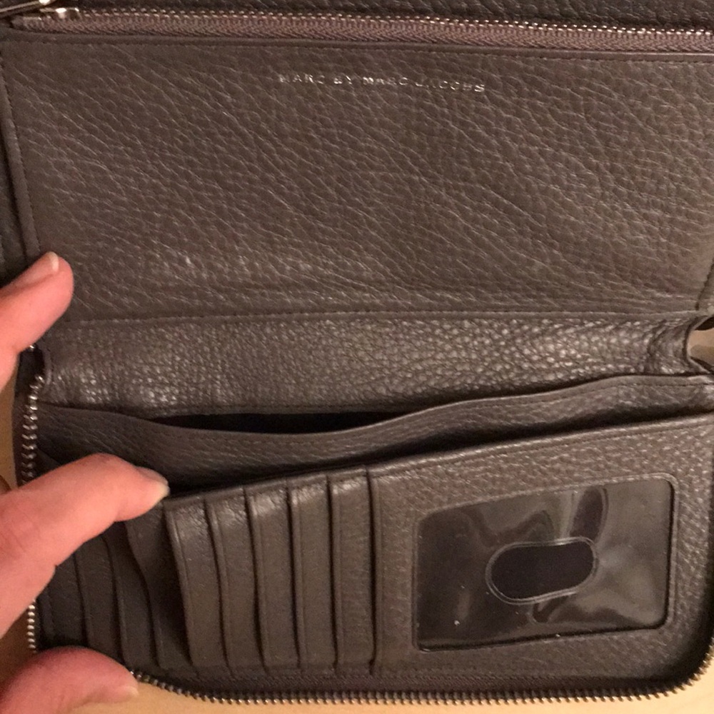 Marc Jacobs Wallet - image 7
